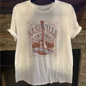 Nashville graphic tee